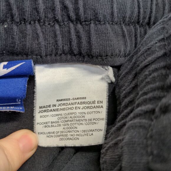 Nike Boys Sweat Shorts Black Size L Cotton Slash Pockets Embroidered Swoosh - Picture 11 of 12